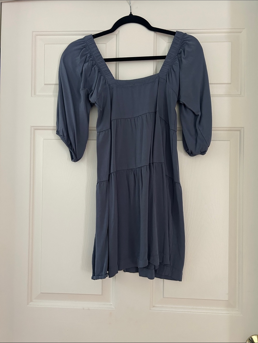 Women's dusty Blue Puff-Sleeve Tiered Dress
